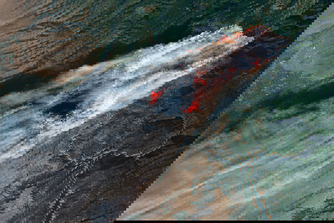 Aerial view of the Paradise, Calif. wildfire