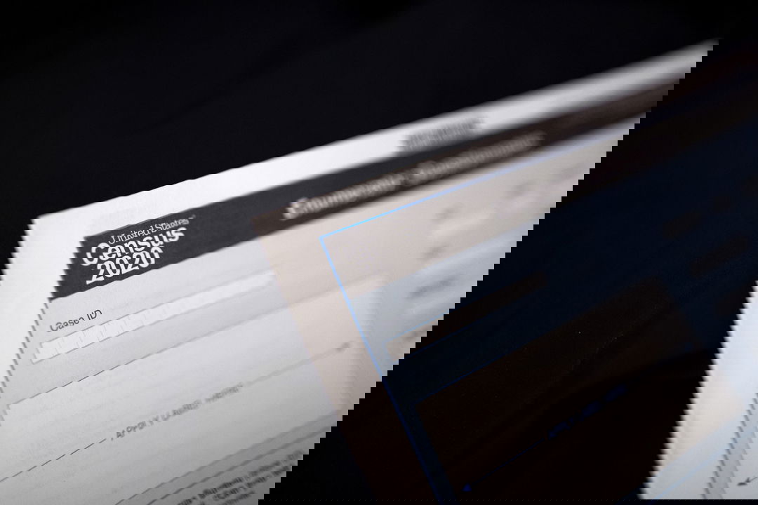 A 2020 Census form.
